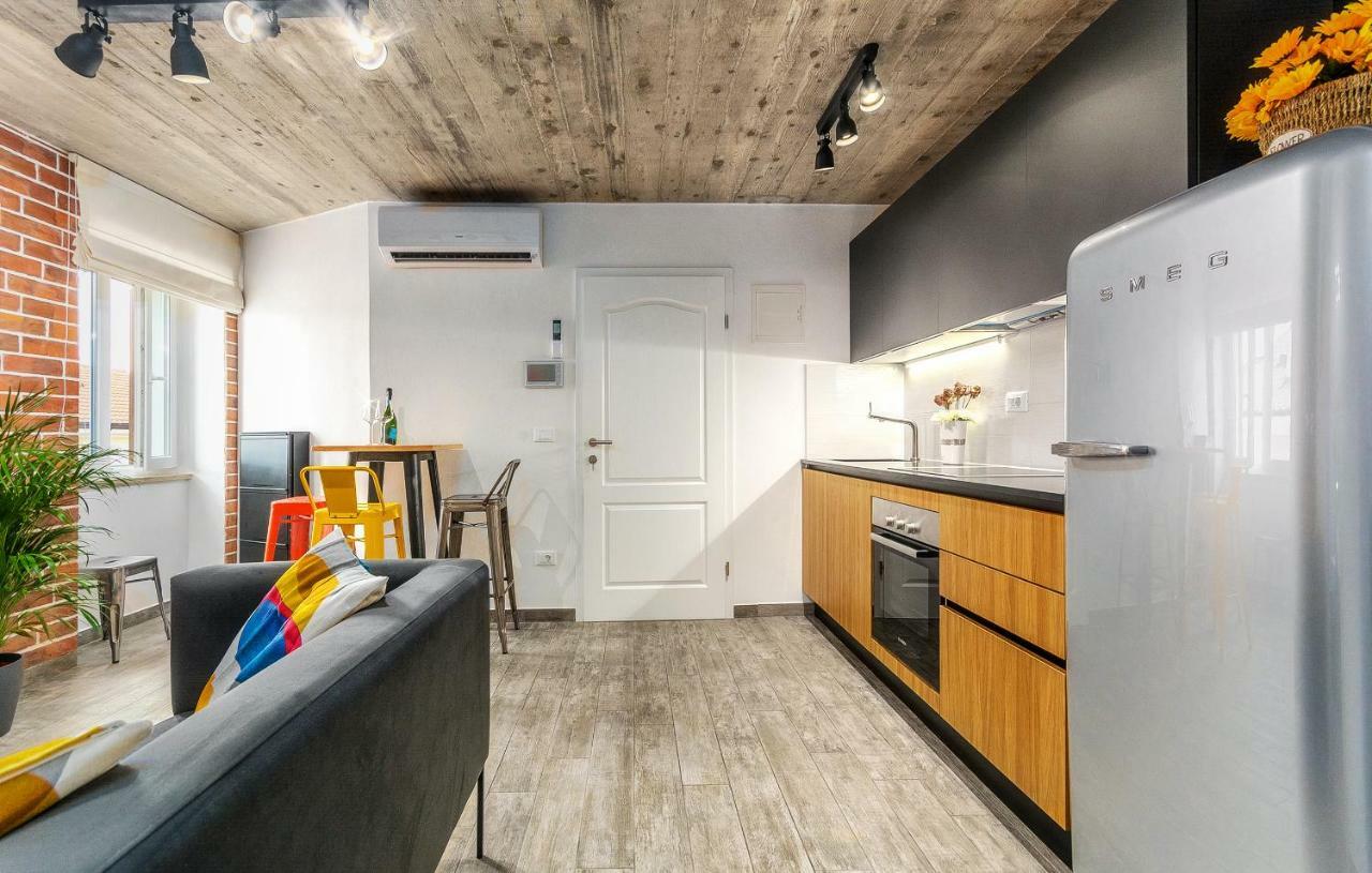 Orion Apartment Porec Exterior photo